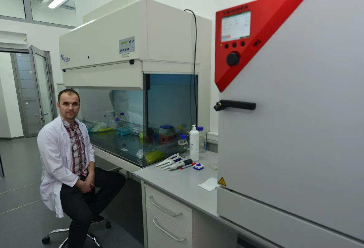 Development of Genetics and Bioengineering Laboratory at IUS