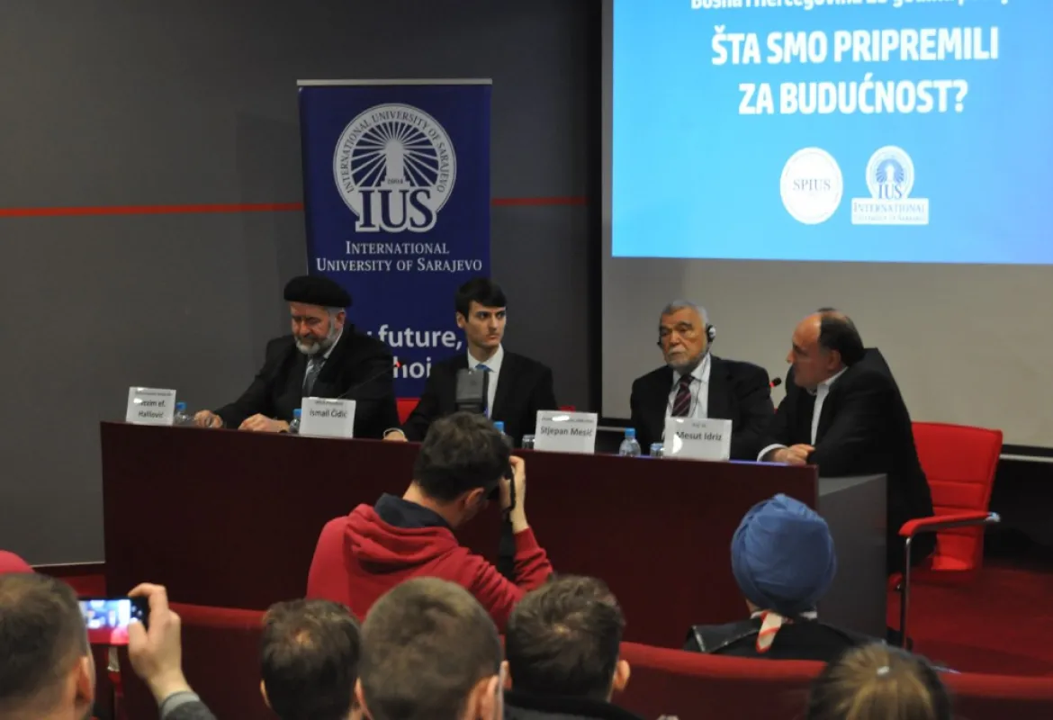 SPIUS Organized Round Table on the Occasion of the Day of Independence of Bosnia and Herzegovina
