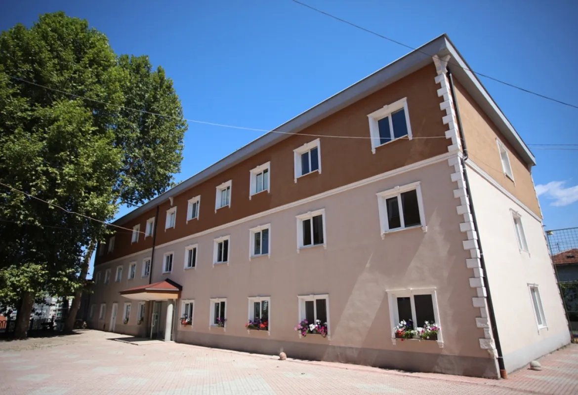 High school “Maarif koledž” invites 9th grade students to scholarship testing