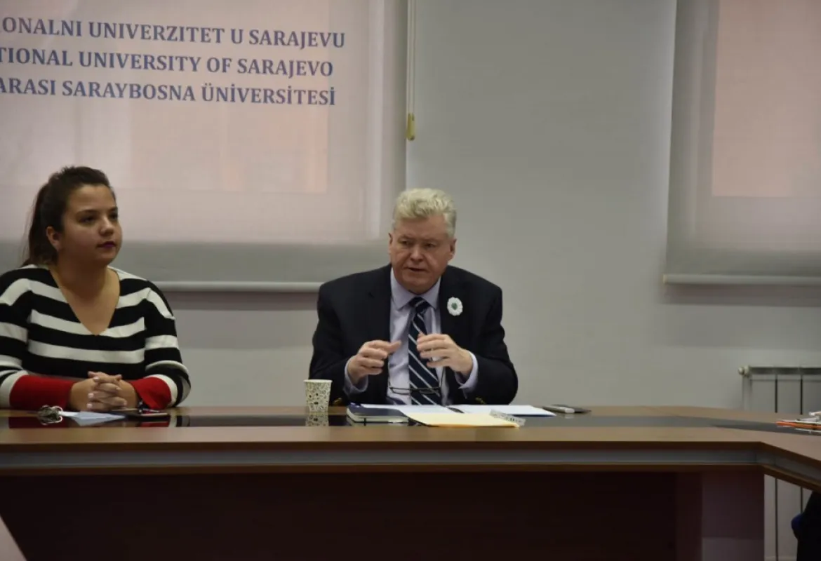 Prof. Dr. David Pettigrew held a lecture at IUS