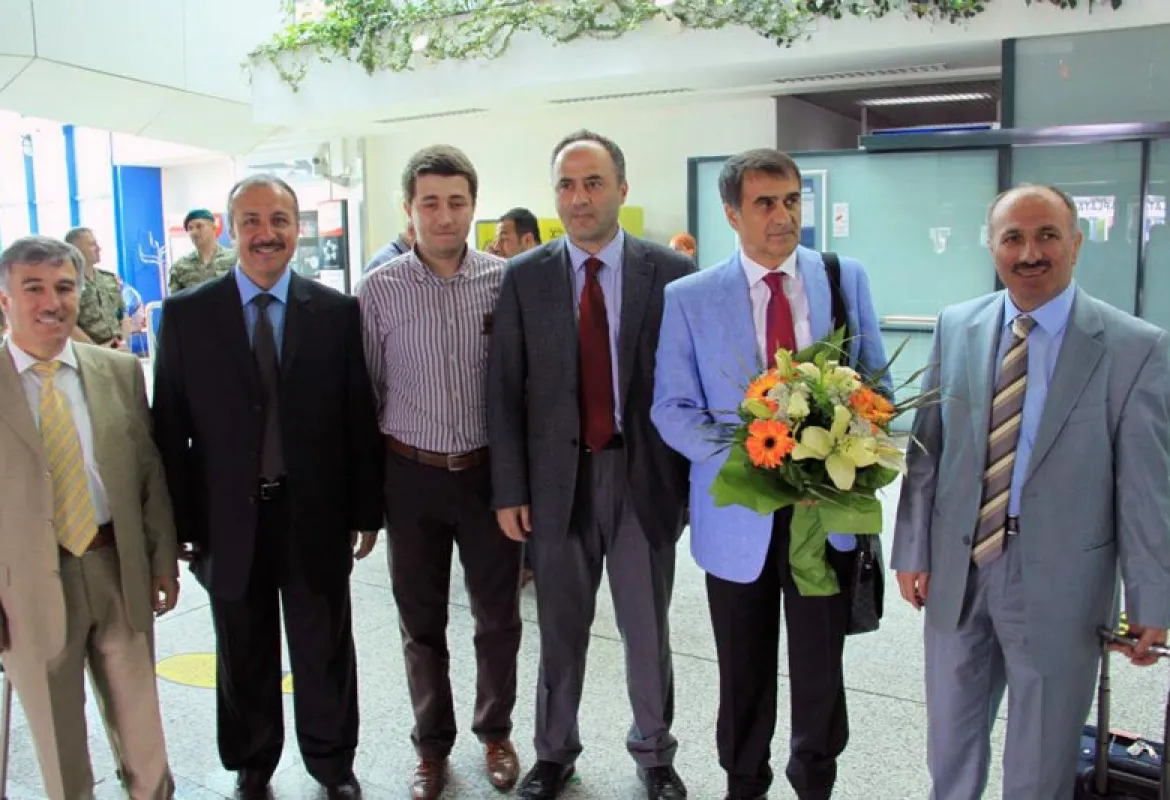 Şenol Güneş today gives a lecture at IUS