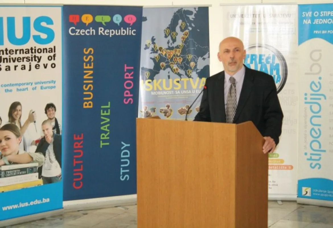 IUS at 3rd Fair of scholarships