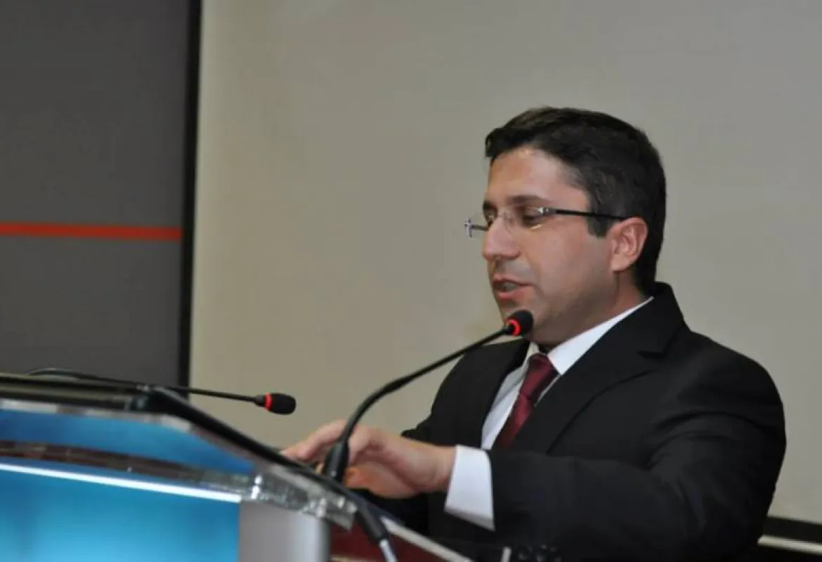 Prof. Dr. Yücel Oğurlu appointed as new Rector of IUS