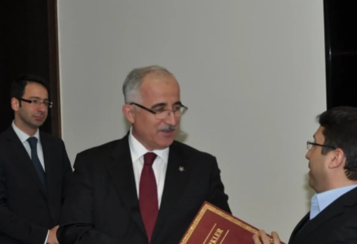 The Governor of the Turkish Eskişehir Province visited IUS