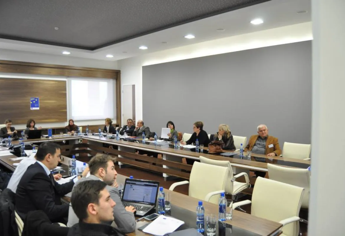 Panel discussion on positioning level V qualifications in B i H