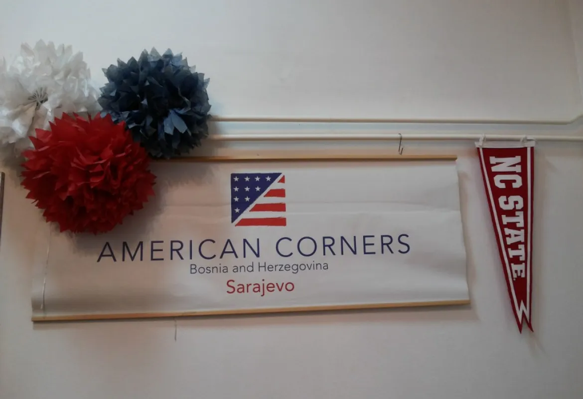 ELIT Students and Staff Visited American Corner in Sarajevo