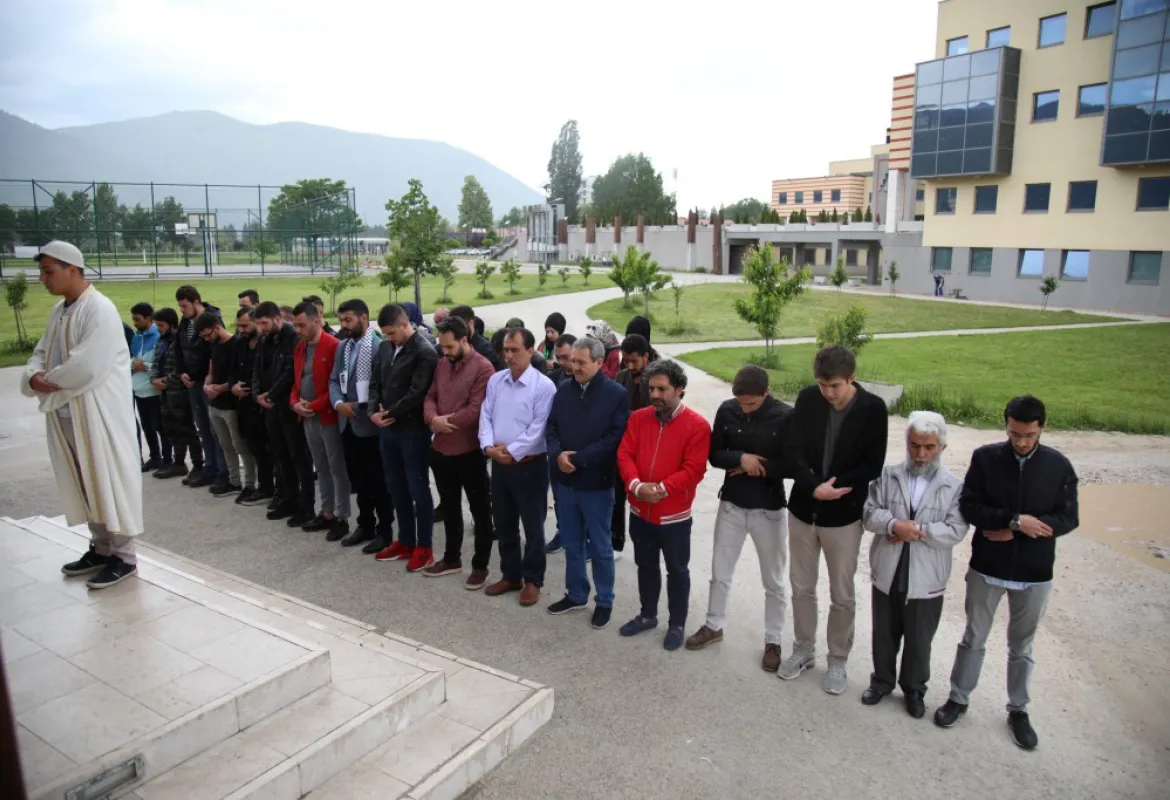 IUS Students Prayed Jenazah Prayer in absentia for killed Palestinians