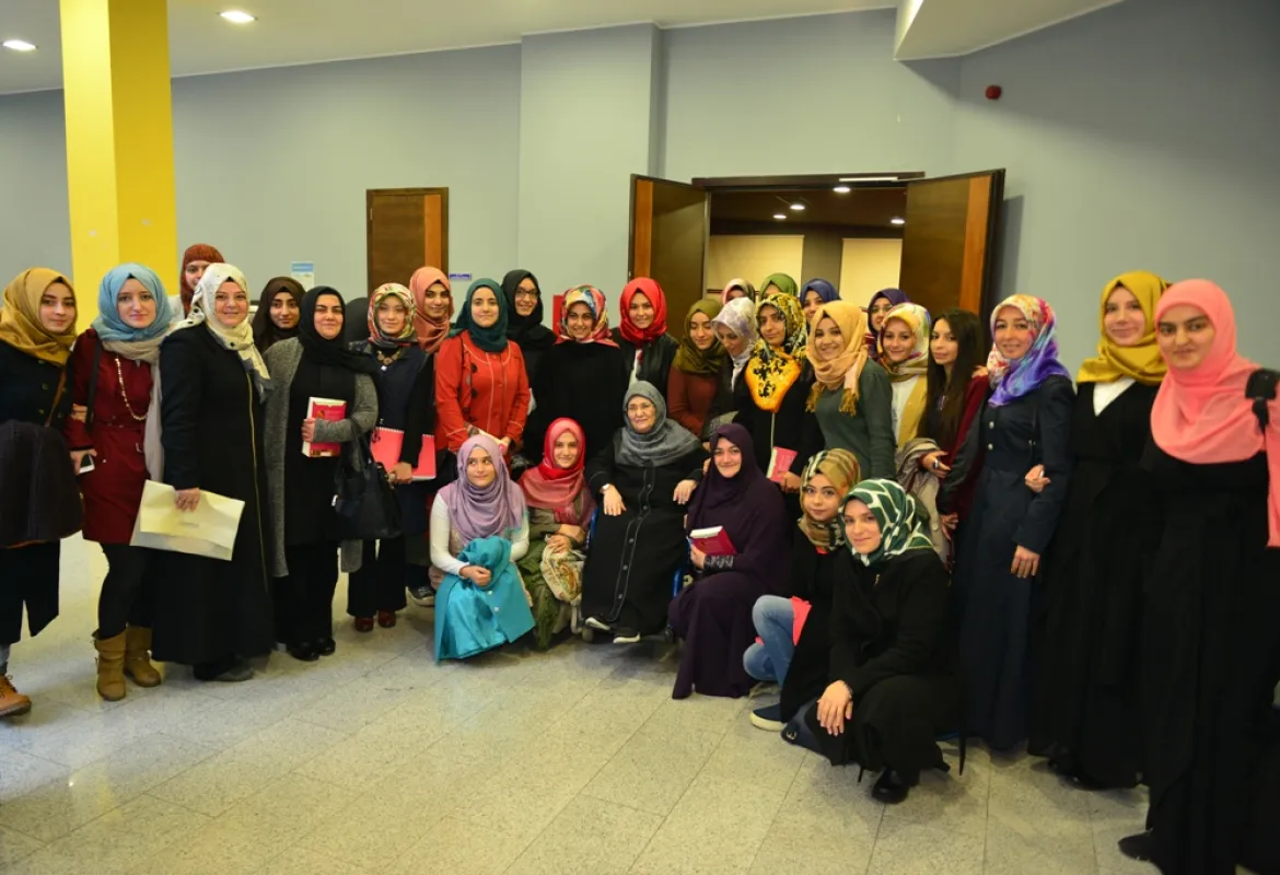 Interactive lecture of Şule Yüksel Şenler