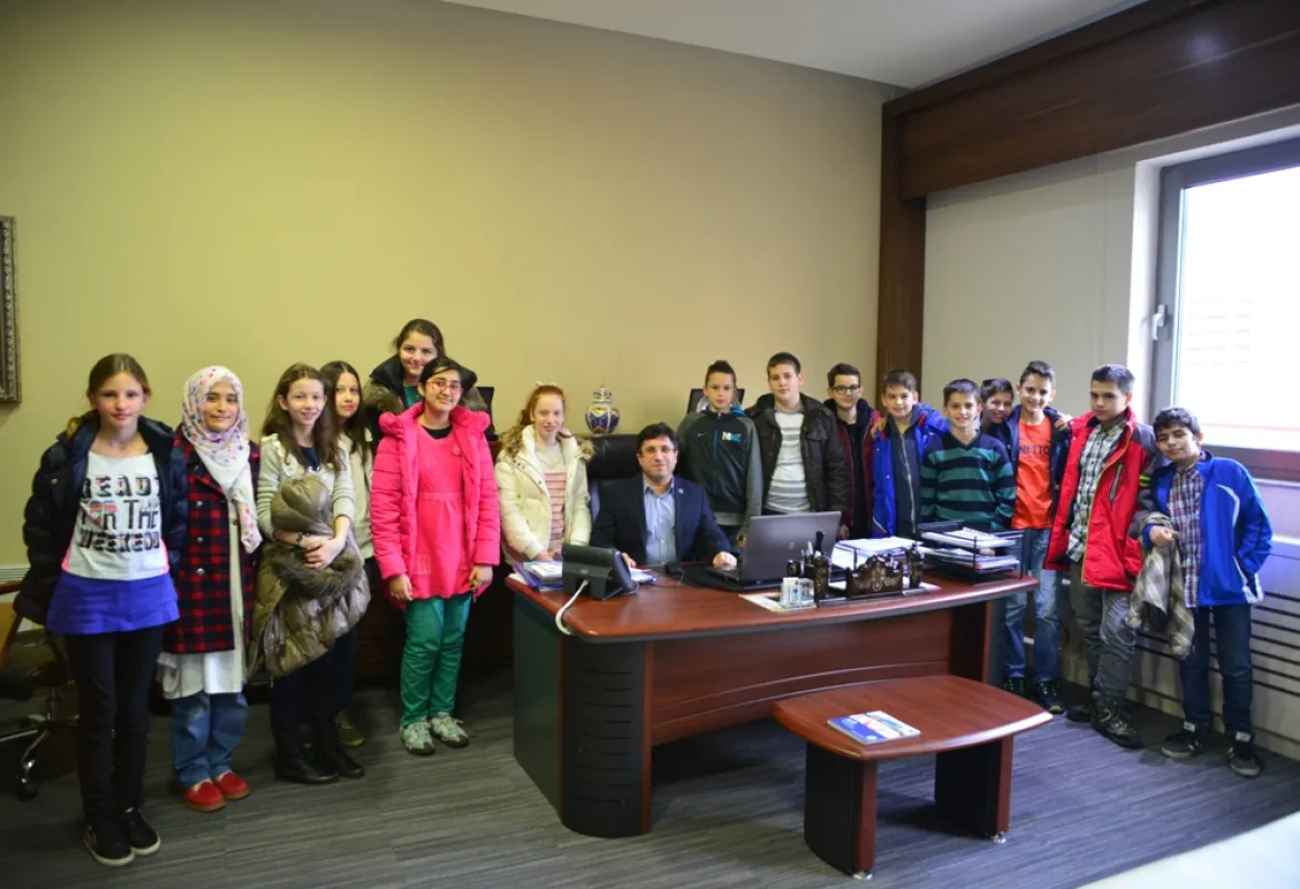 Primary School students visited IUS