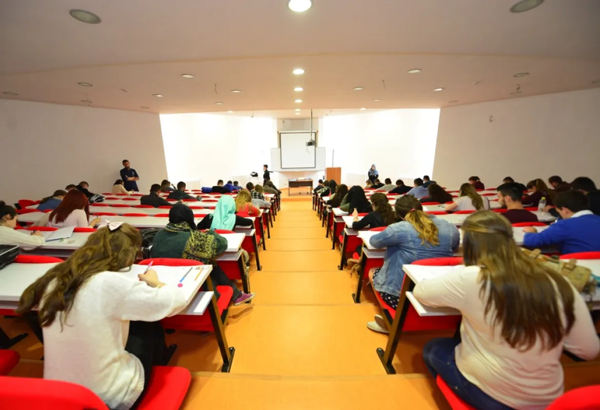 II Testing for scholarships held at IUS