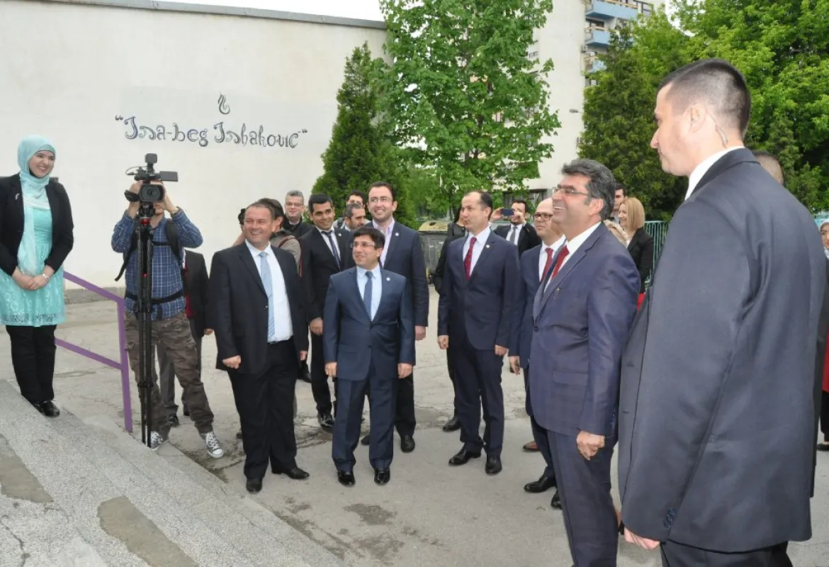 Orhan Erdem, Deputy Minister of Education of the Republic of Turkey visited first private primary school Isa Bey Ishaković on the occasion of Children's Day
