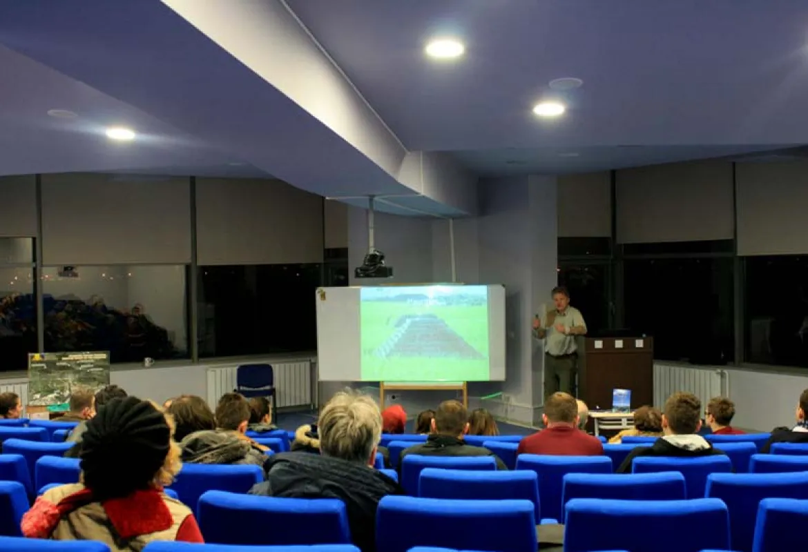 Lecture on Bosnian Pyramids by Dr. Semir Osmanagić