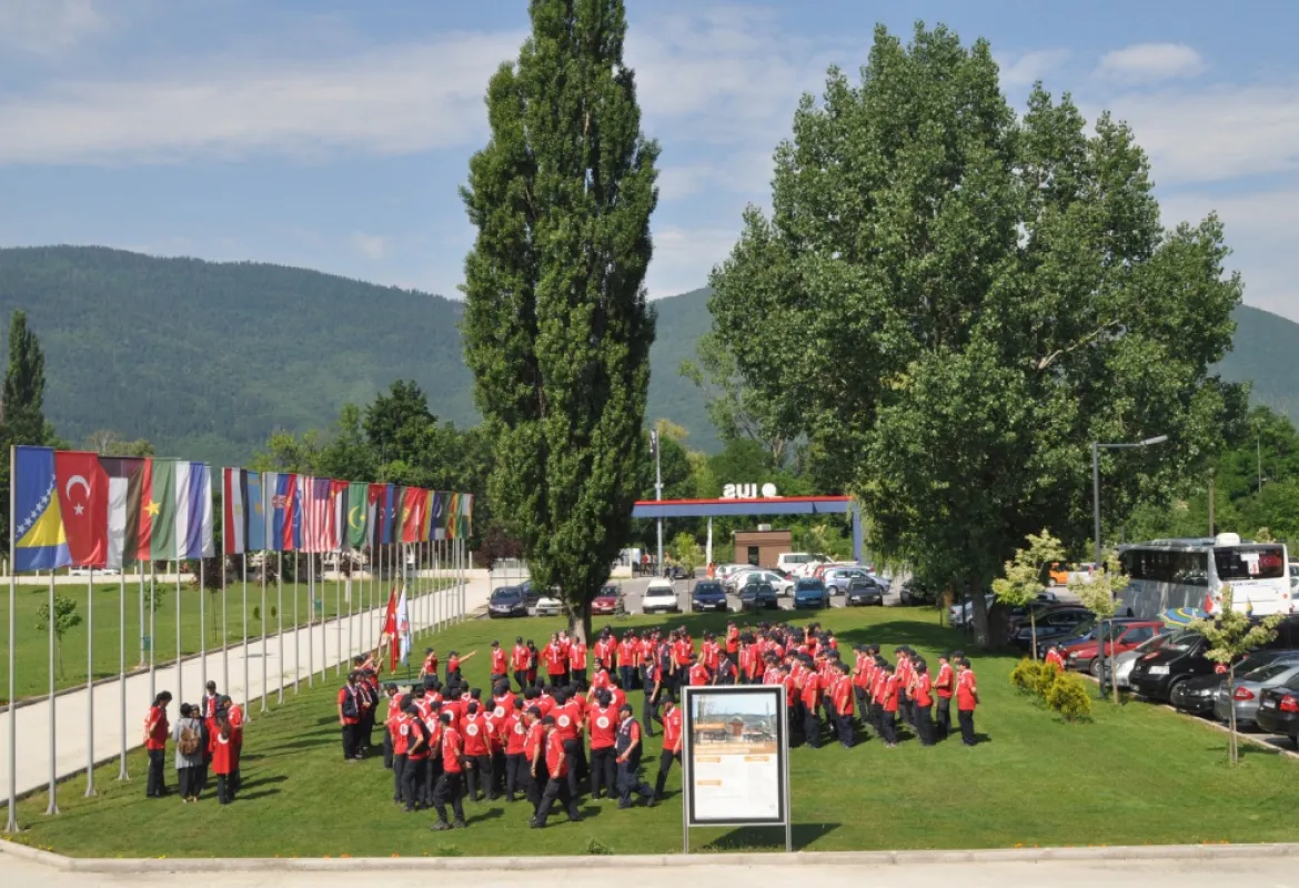 More than 100 young Turkish scouts visited IUS