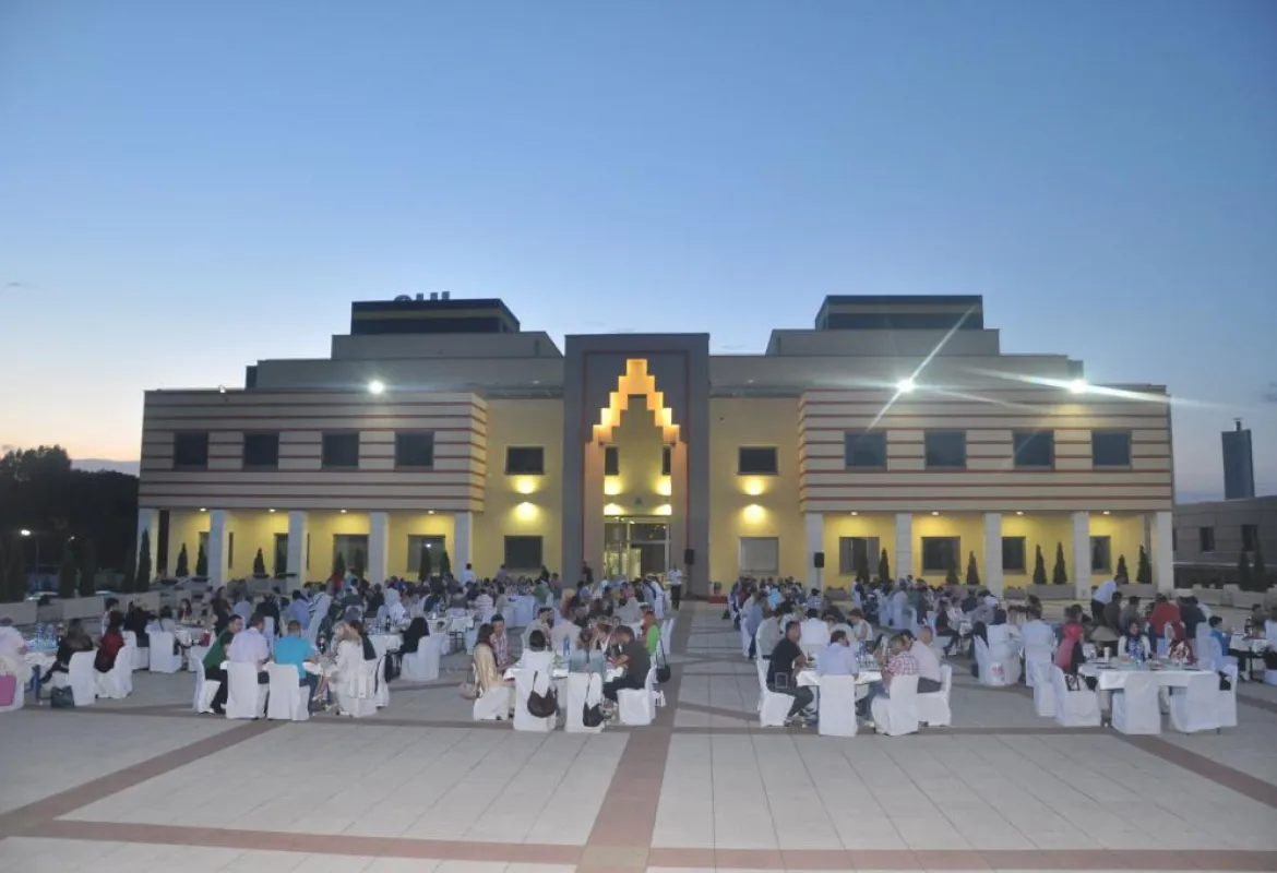Traditional Iftar at IUS