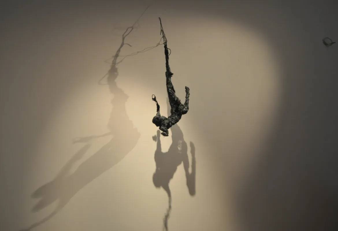 Exhibition of sculptures Roman Sulejmanpašić at IUS