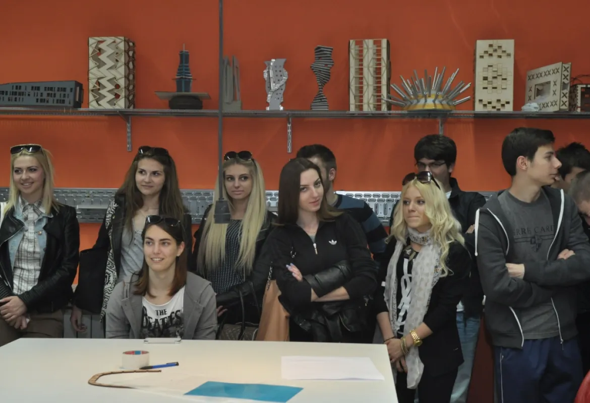 Students from the Second Gymnasium in Varaždin visited IUS