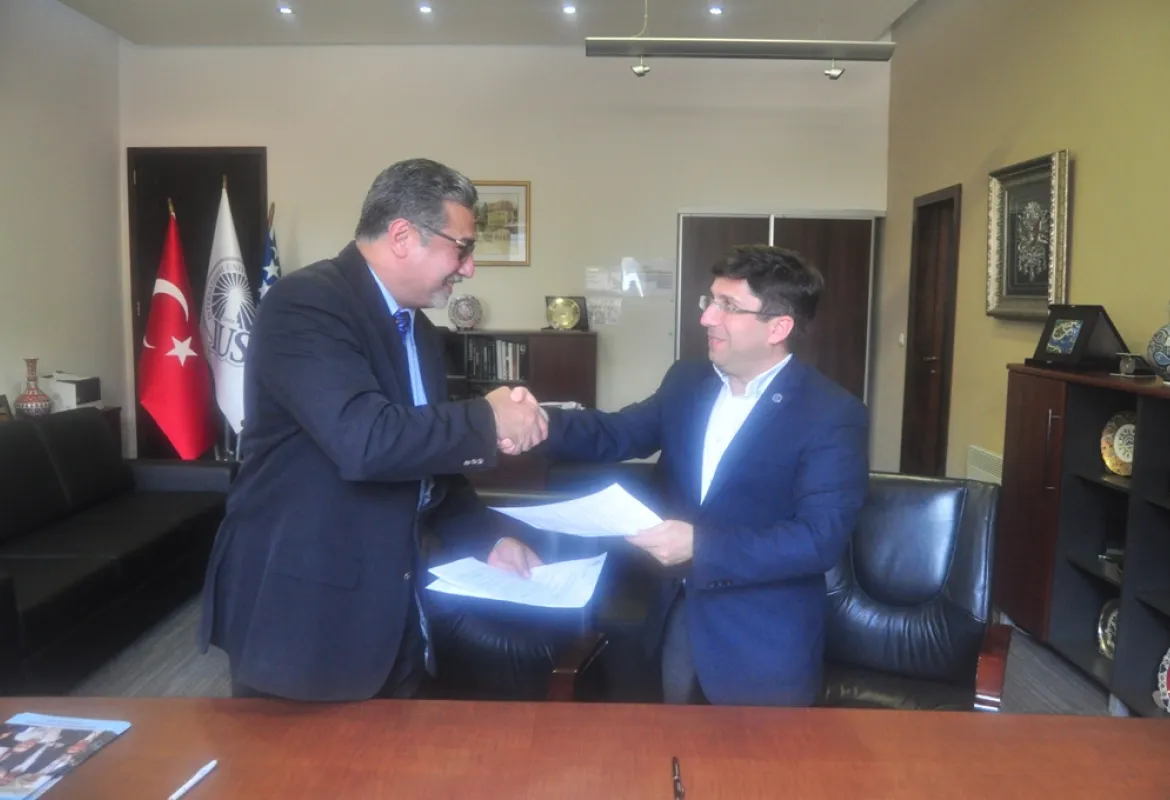 Former Minister of Pakistan visited IUS