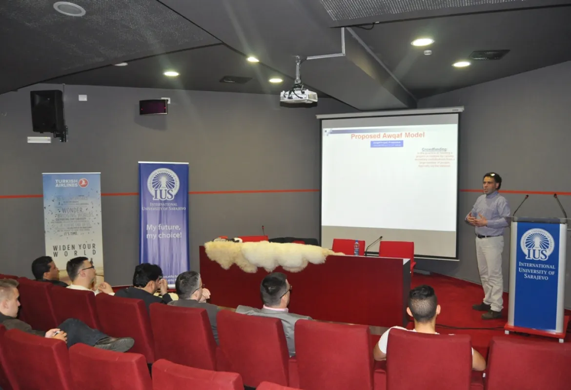 Hussein Benyoun gave a lecture at IUS