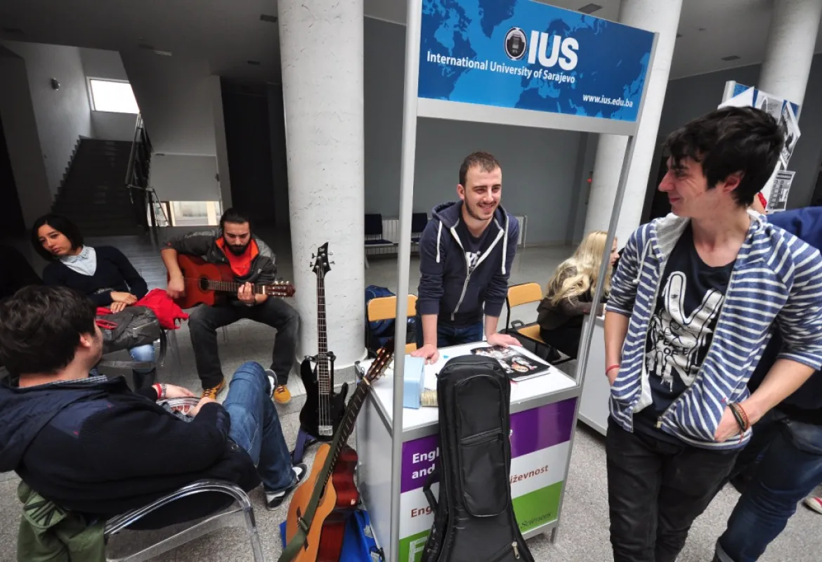 IUS student clubs promotion