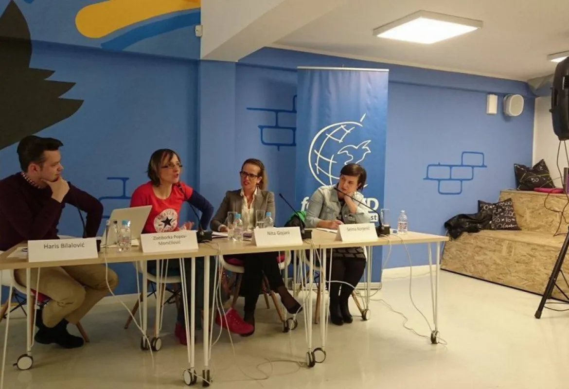 Senior Assistant Nerkez Opačin with students attended to an open discussion in Networks