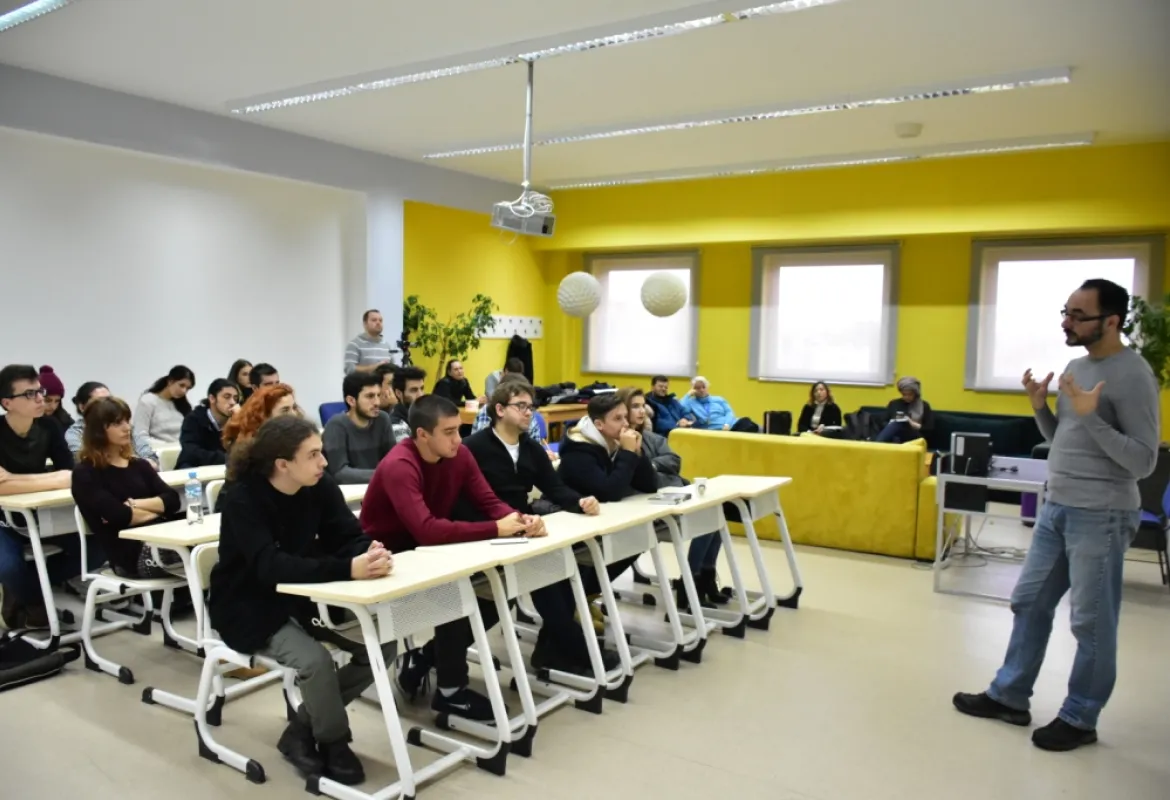 Successful visit to the IUS by the guest lecturer Vedran Fajkovic