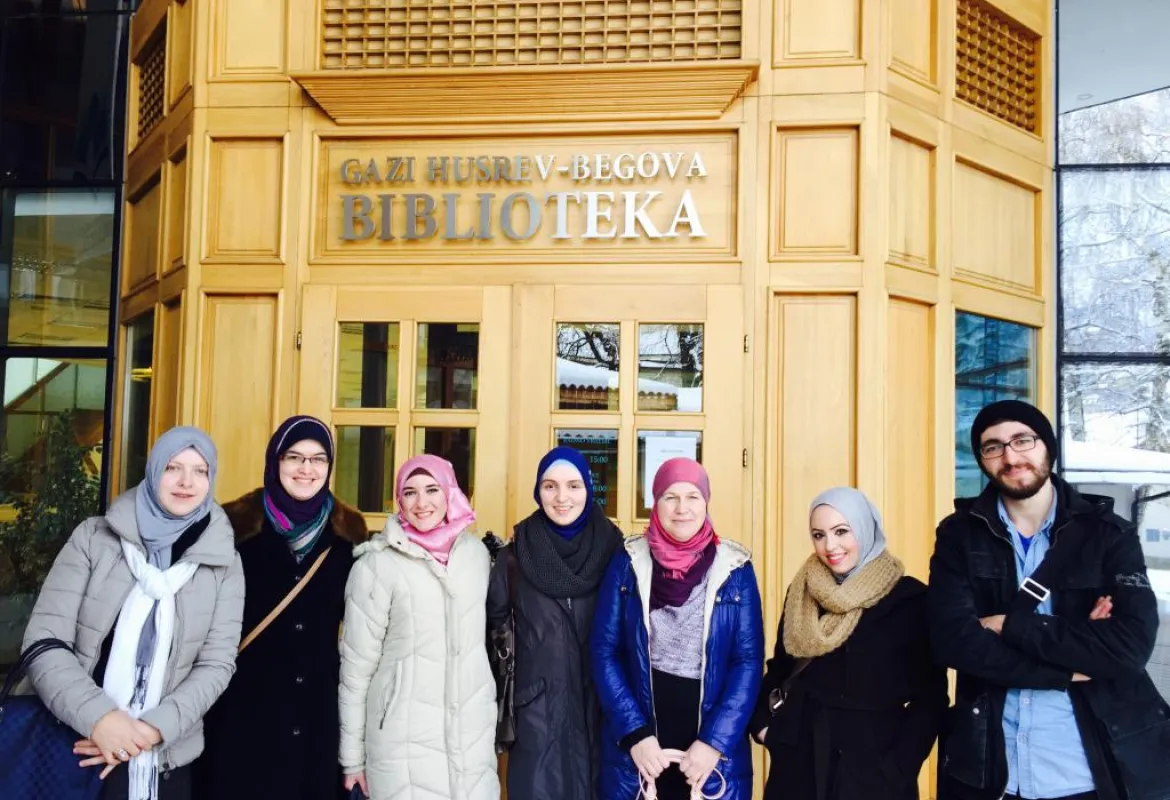 Students and professors visit the ''Gazi Husrev-bey library''