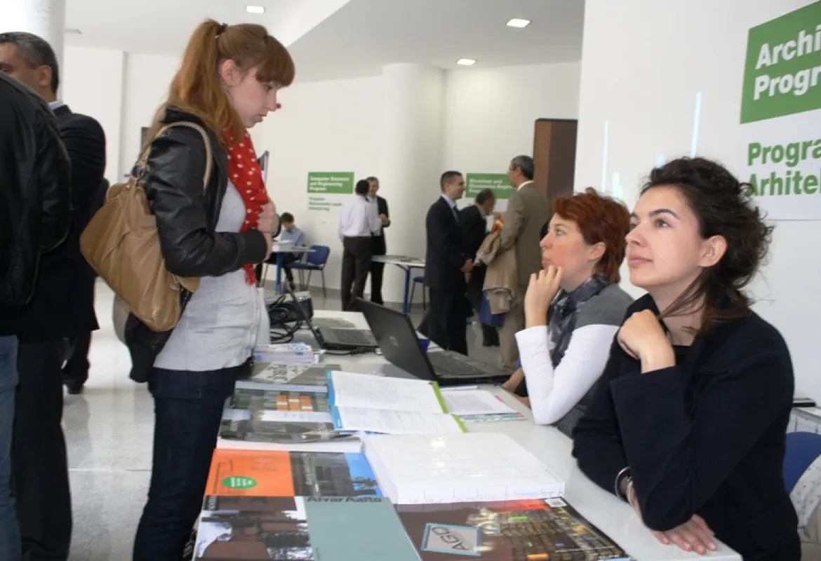 IUS opens its doors to prospective students and their parents 