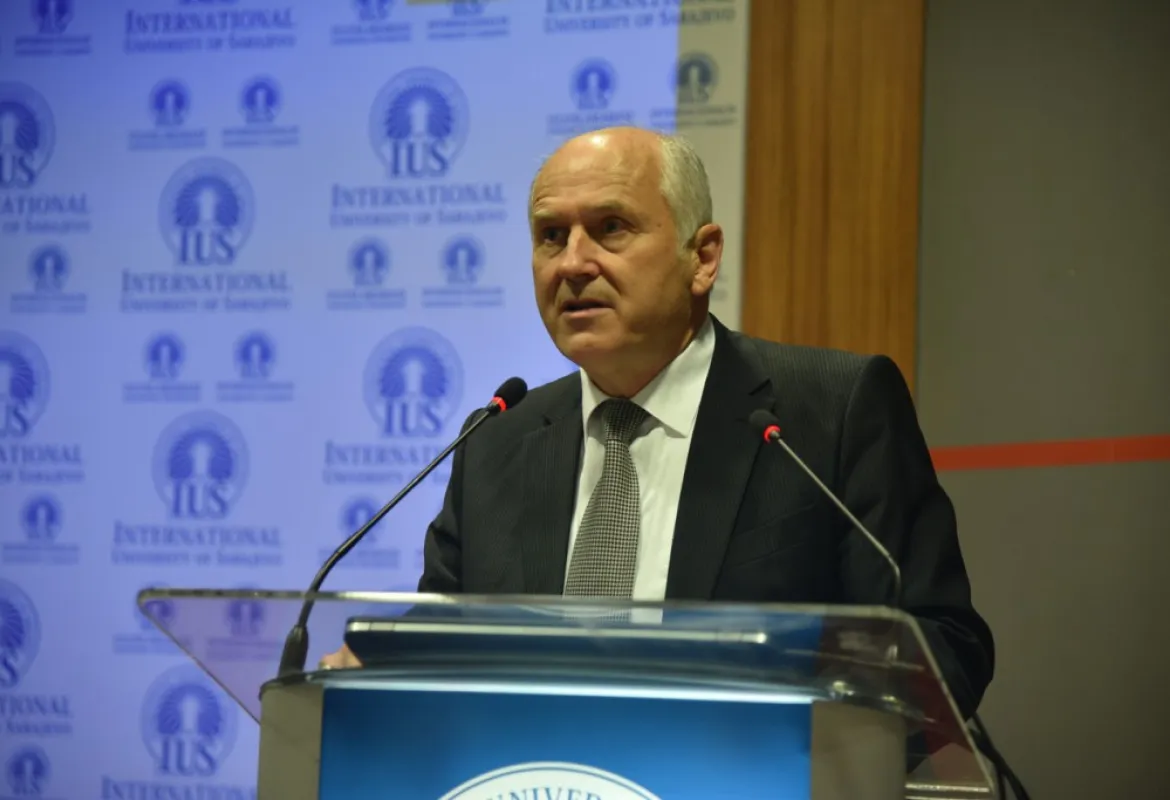 High Representative Valentine Inzko held lecture at IUS