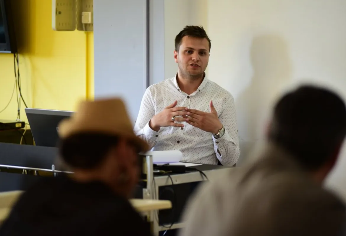 Successful Completion of MA Thesis at Faculty of Arts and Social Sciences