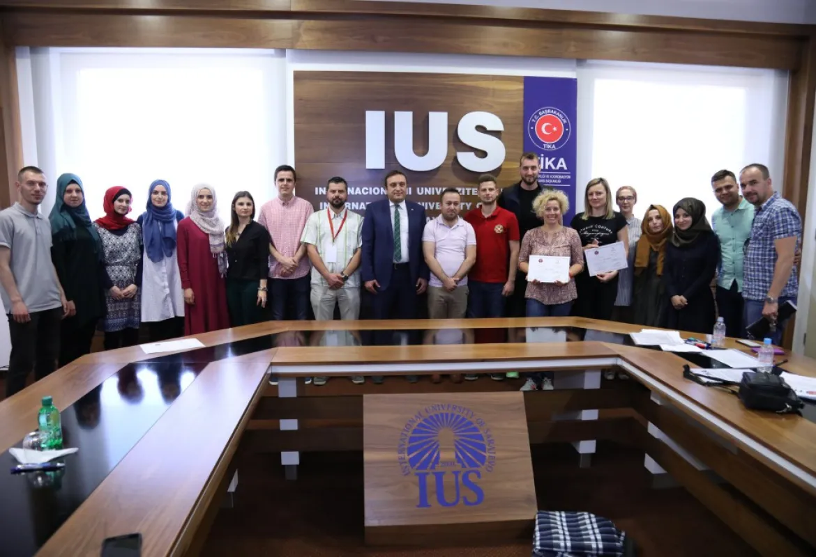 IUS Employees Receive First Aid Training