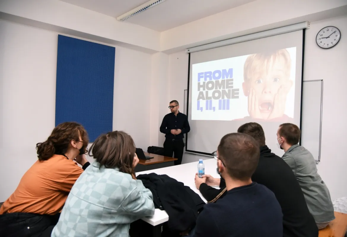 Prominent graphic designer Haris Jusović holds a guest lecture at IUS 