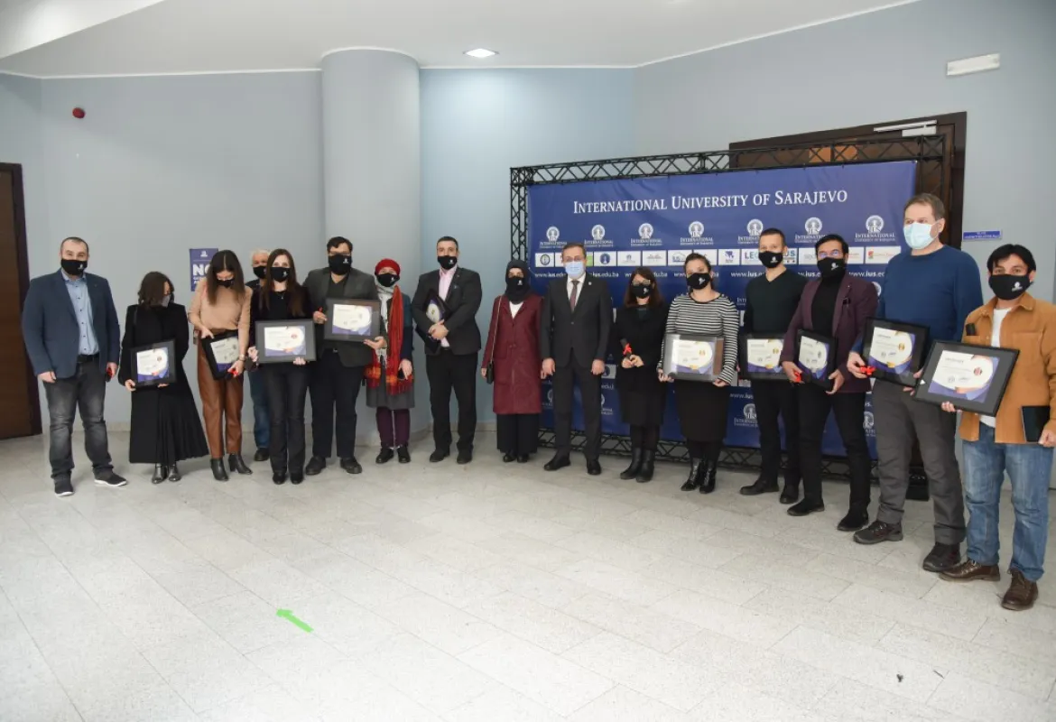 IUS Awarded best Professors