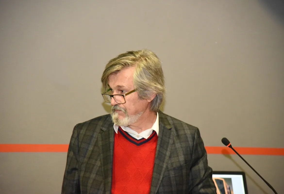 Eminent Architect Mr. Nedim Hadžiabdić holds a lecture at IUS