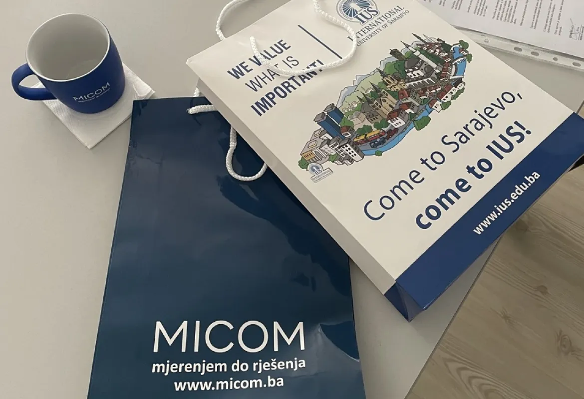 Course on Fiber Optics 