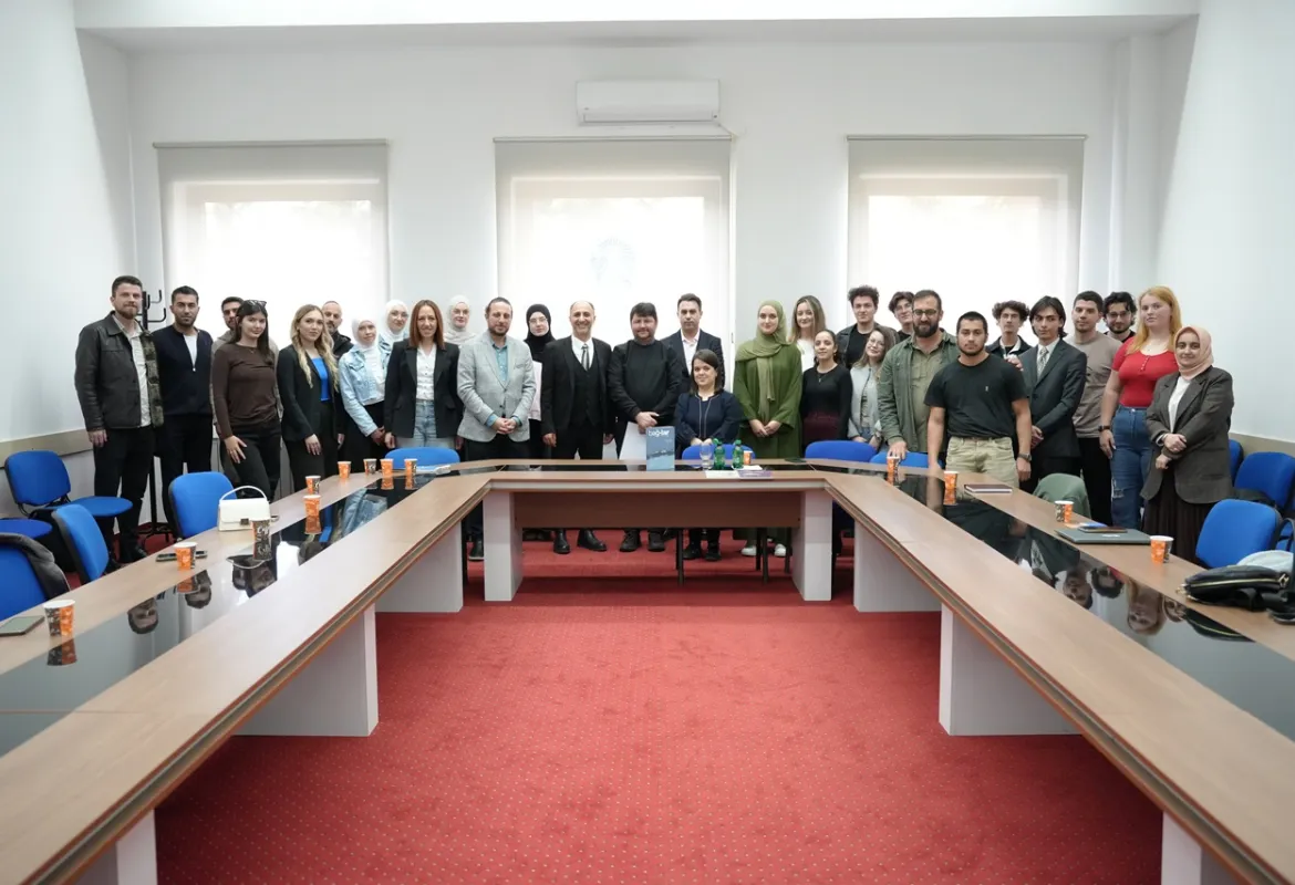 Short Story Writer Ali Işık Speaks at IUS 