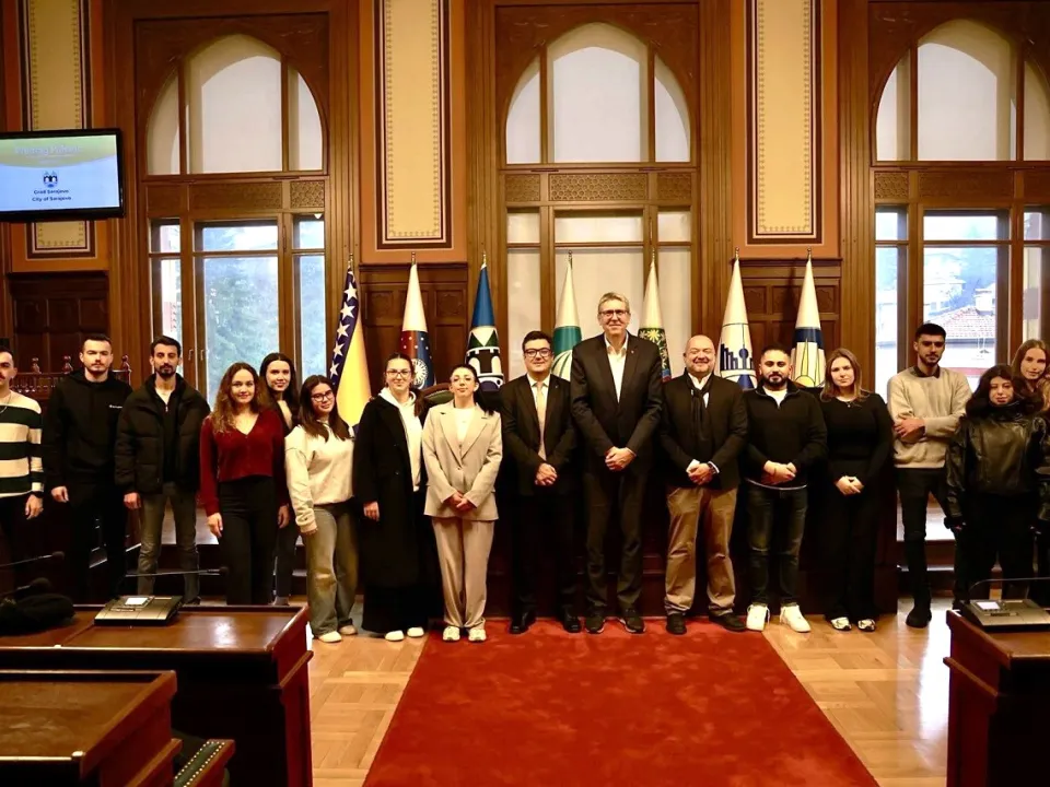 FLW Students at Sarajevo City Hall