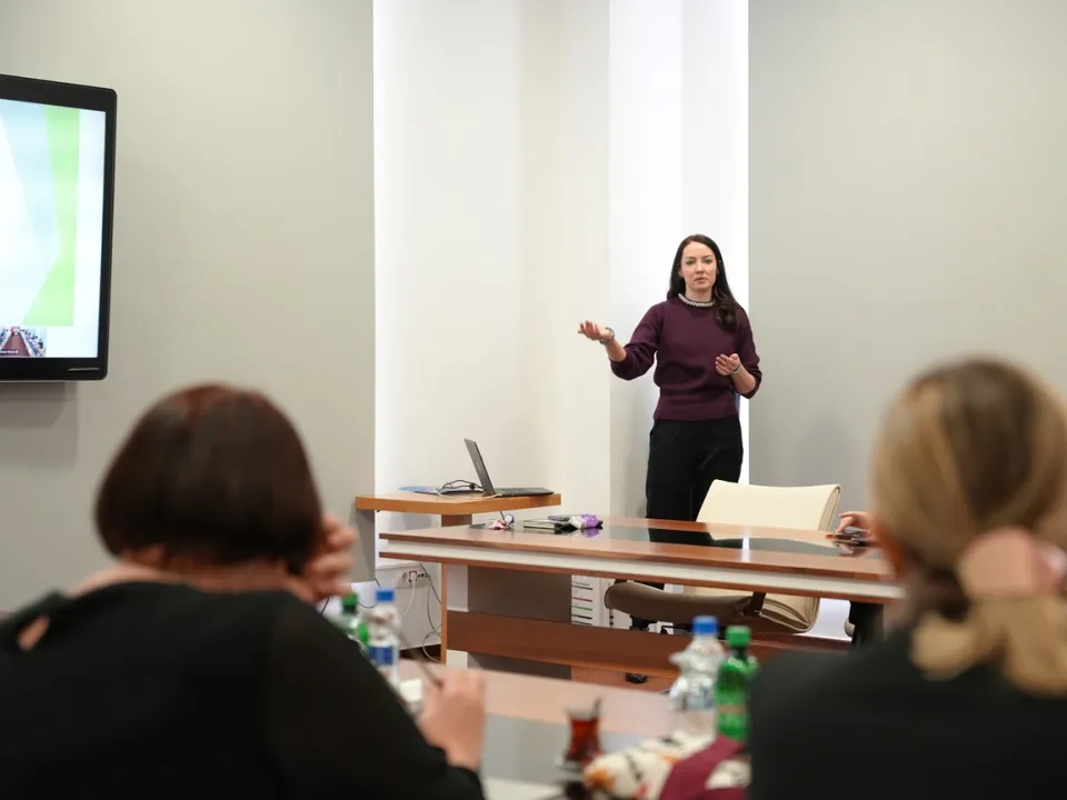 FENS Holds First Advisory Board Meeting