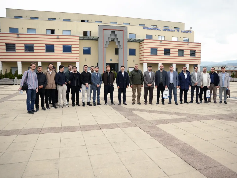 IUS Welcomes Youth VEFA Project Delegation 