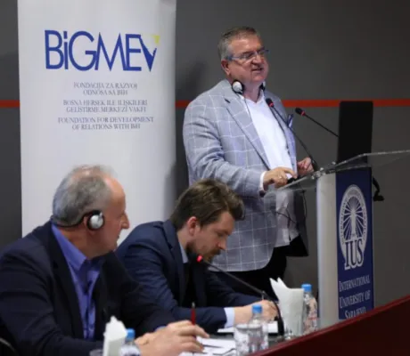 Entrepreneurship Conference Held at IUS