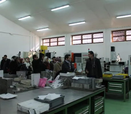 IUS students visit the company BEKTO PRECISA in Gorazde