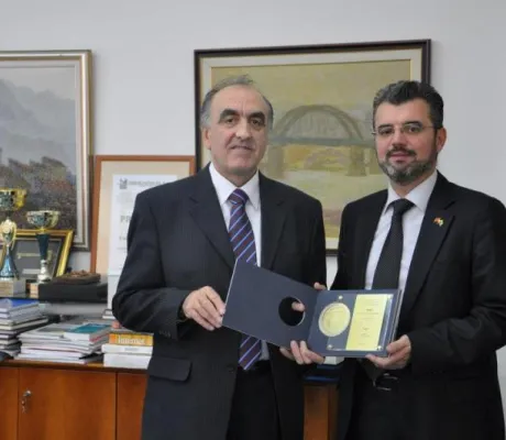 IUS Rektör Prof. Dr. Çınar Tuzla Felsefe Fakültesi'nin akademik açılışındaydılar