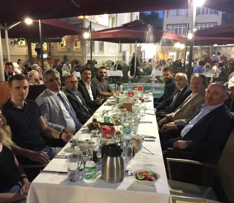 Traditional Iftar for IUS Alumni 