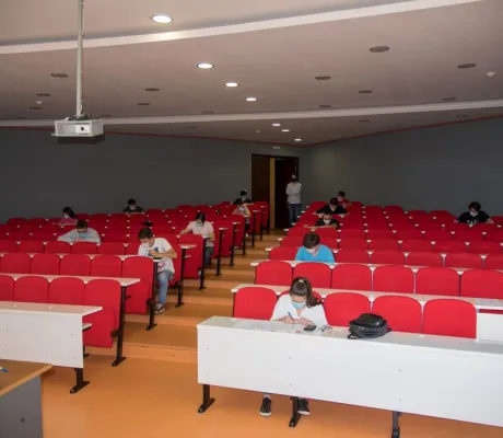 Testing for a scholarship at IUS