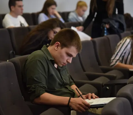 Second Testing for IUS Scholarships Held