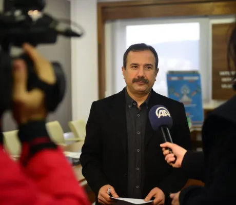 AA interview with IUS Vice Rector