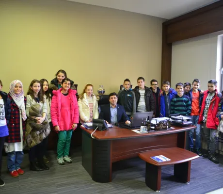 Primary School students visited IUS