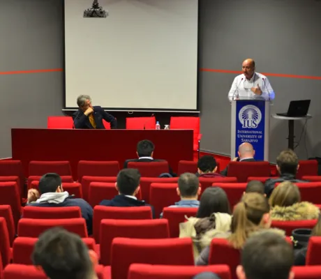 IUS students overwhelmed with Erhan Konuk’s lecture on music