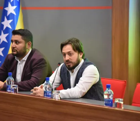 Abdulkadir Karagoz held lecture at International University of Sarajevo