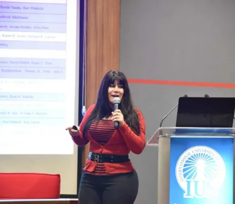 Dr. Ayla Arslan Gave a Public Lecture "21. Century, the Century of Biology" 
