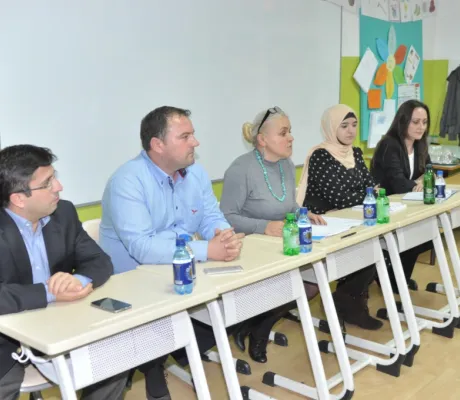 Primary School “Isa-beg Ishaković” officially became part of the "Cambridge International Examinations” system